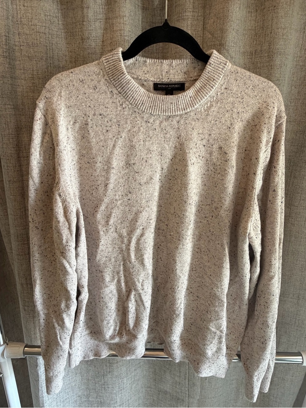 Banana Republic Men's Speckled Crewneck Sweater - Oatmeal with Dark Flecks